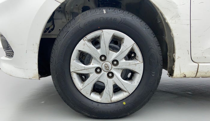 2017 Hyundai Elite i20 MAGNA EXECUTIVE 1.2, Petrol, Manual, 45,436 km, Left Front Wheel