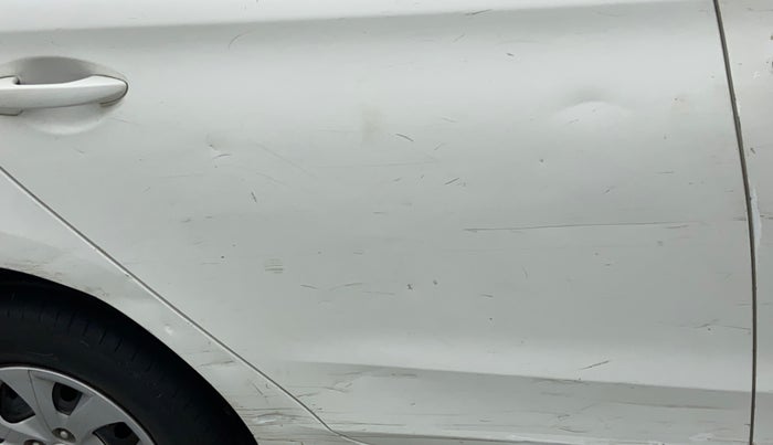 2017 Hyundai Elite i20 MAGNA EXECUTIVE 1.2, Petrol, Manual, 45,436 km, Right rear door - Slightly dented