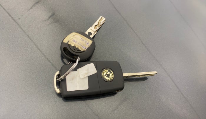 2018 Skoda Rapid STYLE 1.6 MPI AT, Petrol, Automatic, 74,971 km, Key Close Up