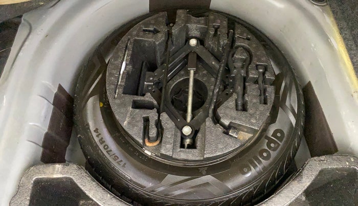 2018 Skoda Rapid STYLE 1.6 MPI AT, Petrol, Automatic, 74,971 km, Spare Tyre