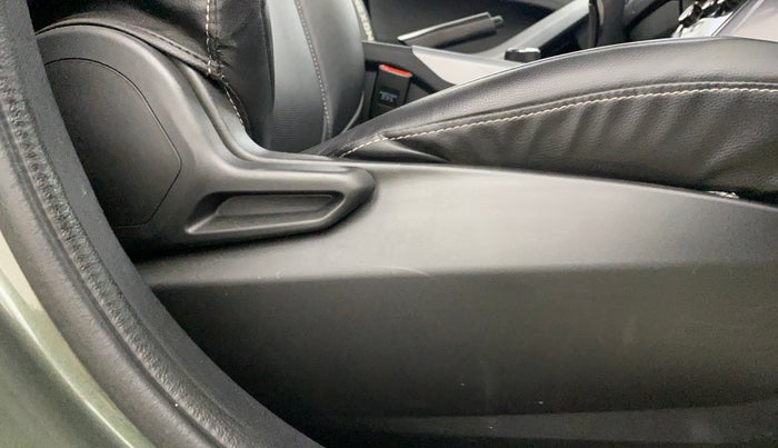 2021 Tata NEXON XMA SUNROOF PETROL, Petrol, Automatic, 28,525 km, Driver Side Adjustment Panel