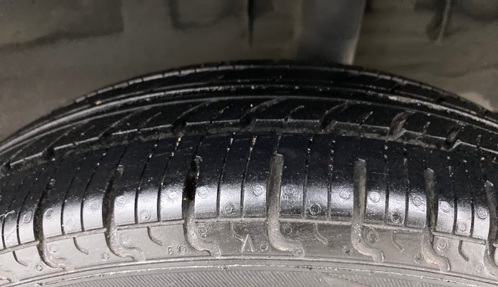 2018 Renault Kwid CLIMBER 1.0, Petrol, Manual, 83,048 km, Left Rear Tyre Tread