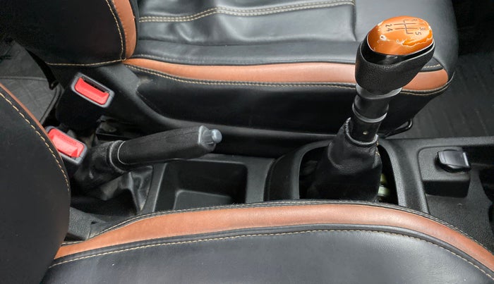 2018 Renault Kwid CLIMBER 1.0, Petrol, Manual, 83,048 km, Gear Lever