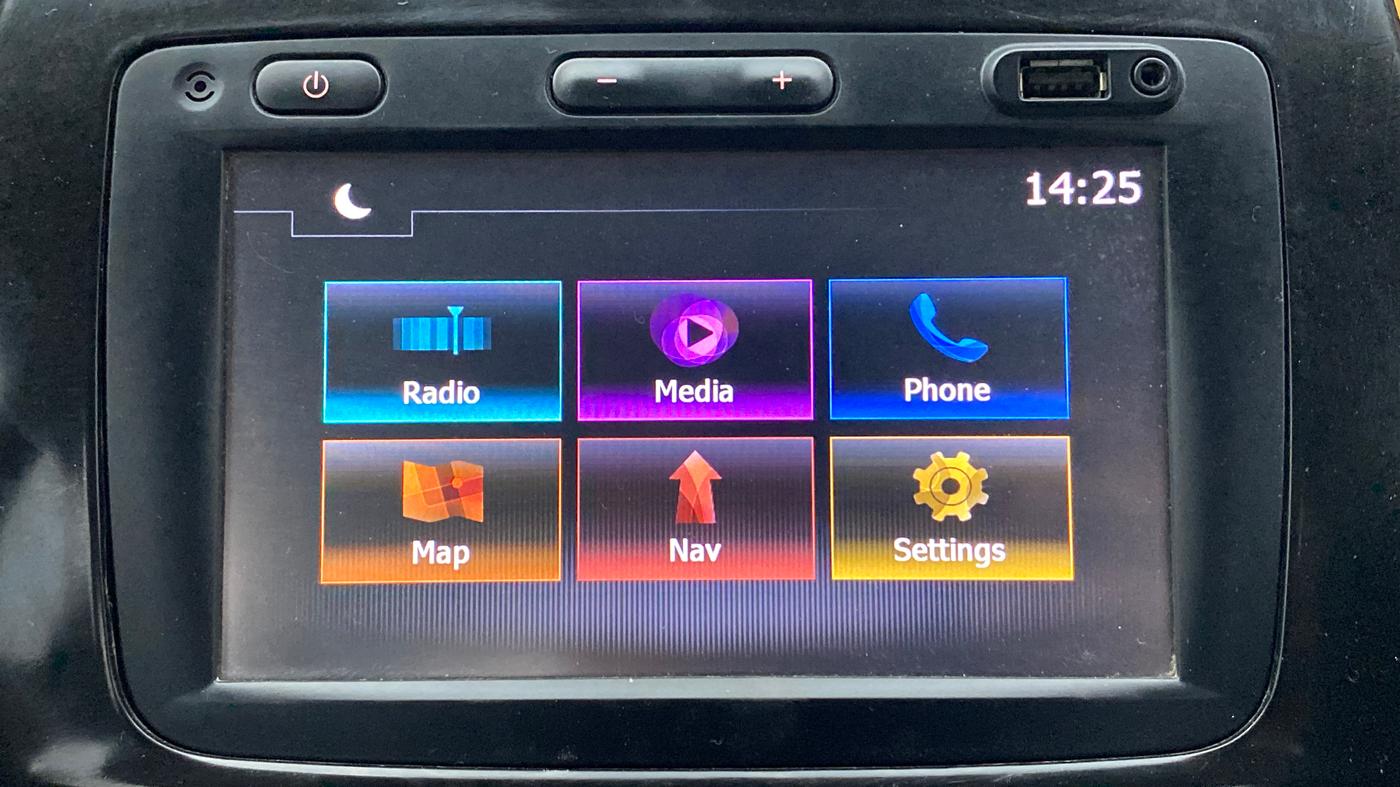 2018 Renault Kwid CLIMBER 1.0, Petrol, Manual, 83,048 km, Touchscreen Infotainment System