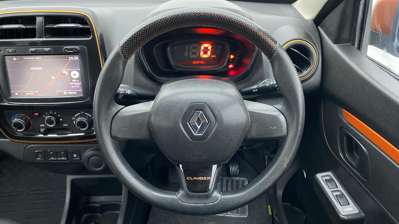 2018 Renault Kwid CLIMBER 1.0, Petrol, Manual, 83,048 km, Steering Wheel Close Up