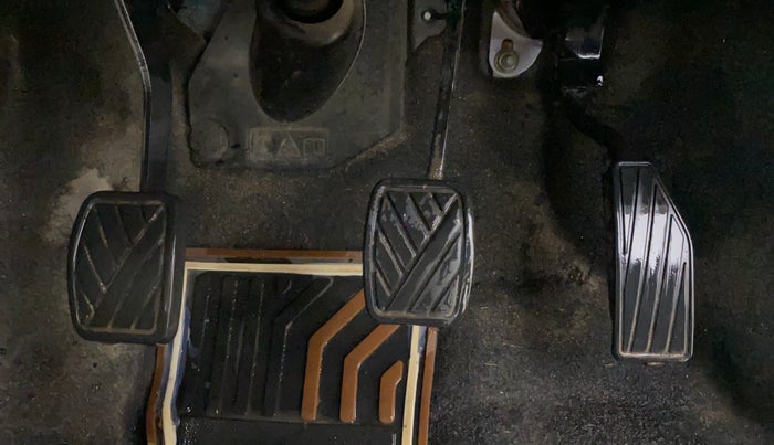 2021 Maruti New Wagon-R LXI CNG 1.0, CNG, Manual, 71,472 km, Pedals