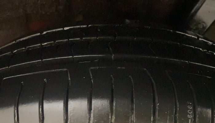 2020 Hyundai GRAND I10 NIOS SPORTZ AMT 1.2 KAPPA VTVT, Petrol, Automatic, 46,966 km, Left Rear Tyre Tread