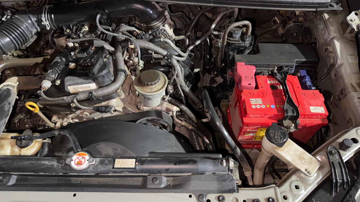 2022 Toyota Innova Crysta 2.7 ZX AT 7 STR, Petrol, Automatic, 51,133 km, Engine View - Left