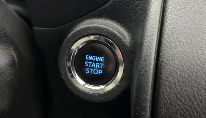 2022 Toyota Innova Crysta 2.7 ZX AT 7 STR, Petrol, Automatic, 51,133 km, Keyless Start/ Stop Button