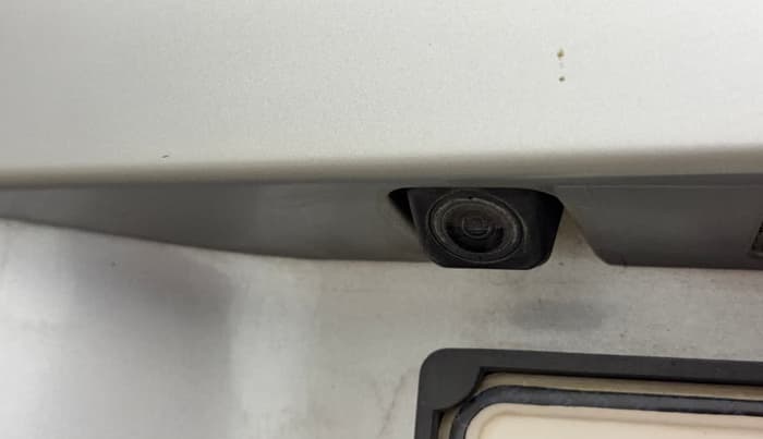 2022 Toyota Innova Crysta 2.7 ZX AT 7 STR, Petrol, Automatic, 51,133 km, Parking Camera