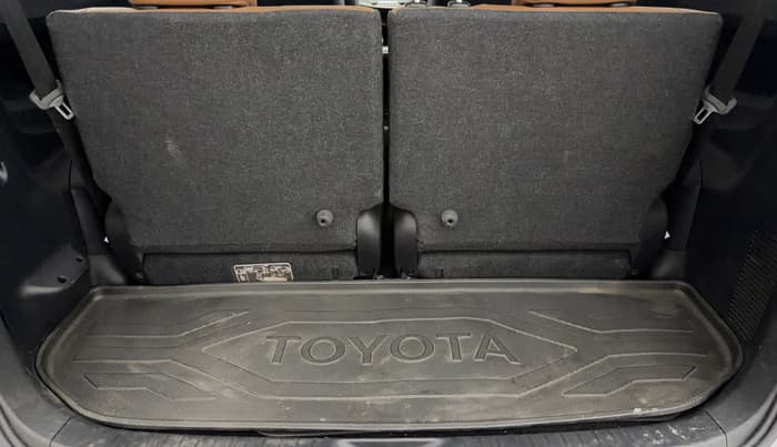 2022 Toyota Innova Crysta 2.7 ZX AT 7 STR, Petrol, Automatic, 51,133 km, Boot Inside