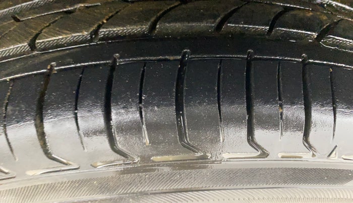 2017 Honda WR-V 1.2L I-VTEC VX MT, Petrol, Manual, 44,671 km, Left Front Tyre Tread