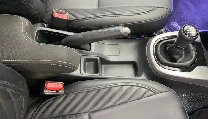 2017 Honda WR-V 1.2L I-VTEC VX MT, Petrol, Manual, 44,671 km, Gear Lever