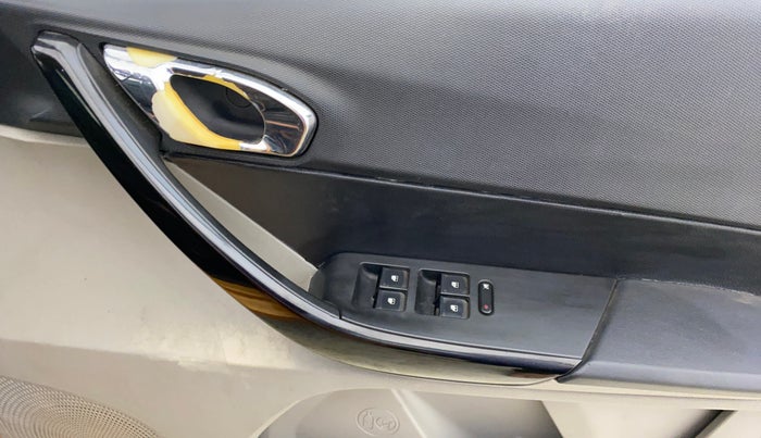 2017 Tata Tiago XZ PETROL, CNG, Manual, 55,603 km, Driver Side Door Panels Control