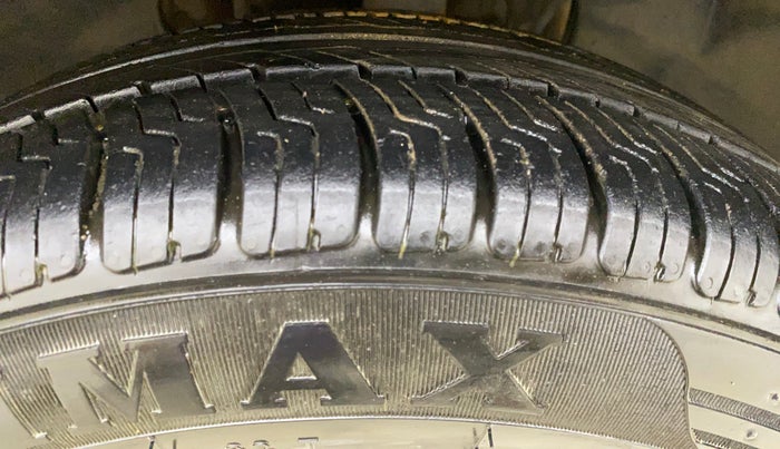 2017 Tata Tiago XZ PETROL, CNG, Manual, 55,603 km, Right Front Tyre Tread