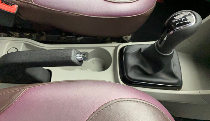 2018 Tata Tiago XZ PETROL, Petrol, Manual, 36,692 km, Gear Lever