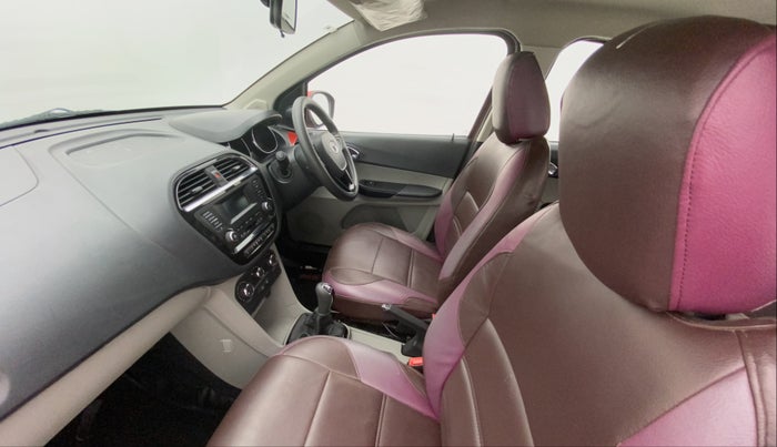 2018 Tata Tiago XZ PETROL, Petrol, Manual, 36,692 km, Right Side Front Door Cabin