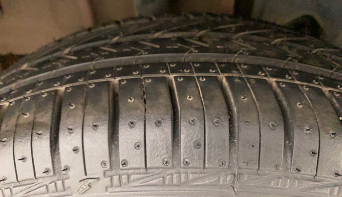 2018 Tata Tiago XZ PETROL, Petrol, Manual, 36,692 km, Right Rear Tyre Tread