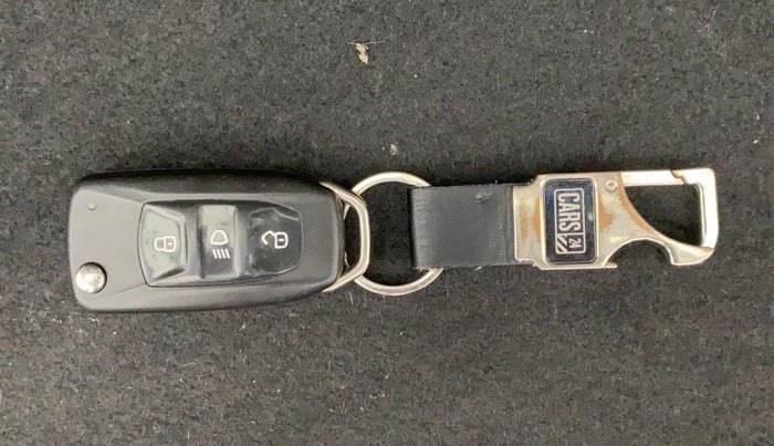 2018 Tata Tiago XZ PETROL, Petrol, Manual, 36,692 km, Key Close Up