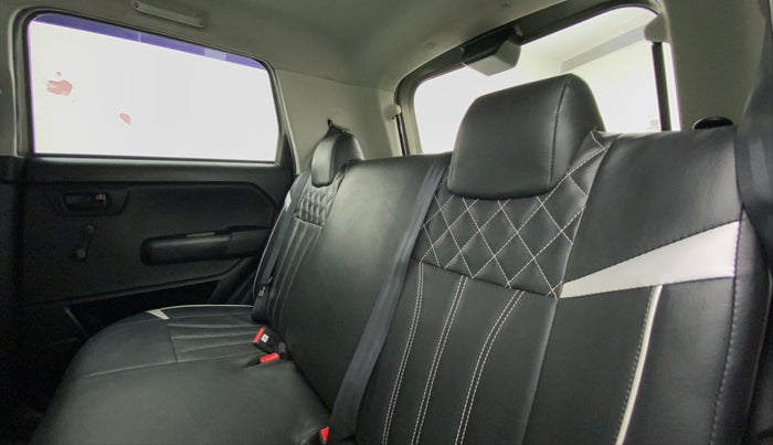 2021 Maruti New Wagon-R LXI CNG 1.0, CNG, Manual, 32,970 km, Right Side Rear Door Cabin
