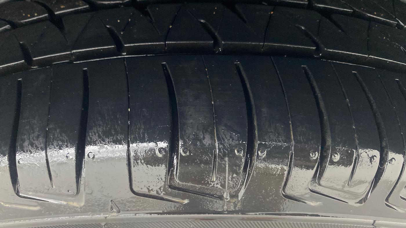 2020 Maruti Swift ZXI, Petrol, Manual, 79,658 km, Left Rear Tyre Tread