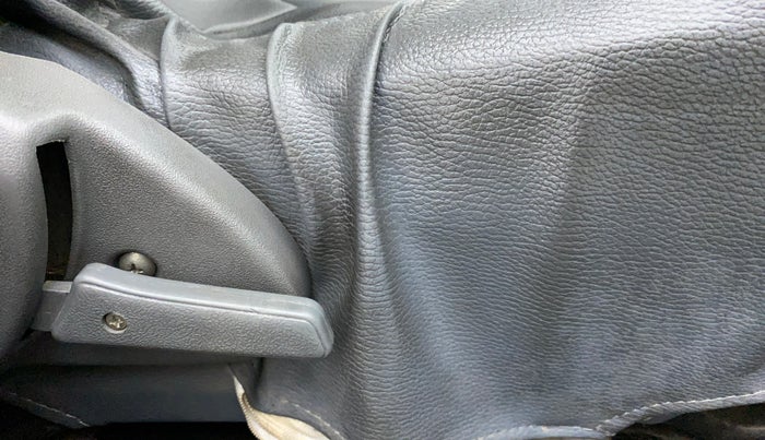 2014 Maruti Alto 800 VXI, Petrol, Manual, 37,951 km, Driver Side Adjustment Panel