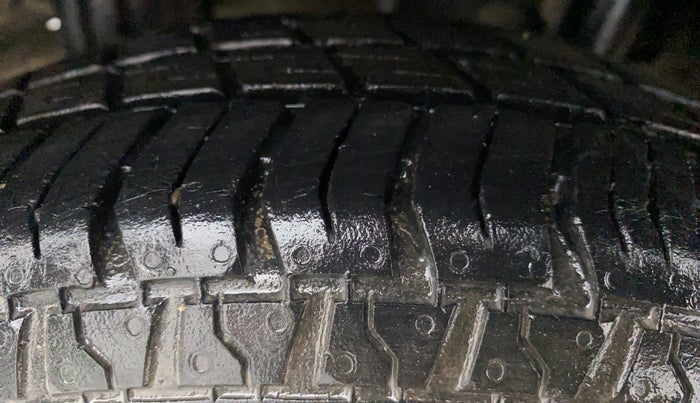 2014 Maruti Alto 800 VXI, Petrol, Manual, 37,951 km, Right Rear Tyre Tread