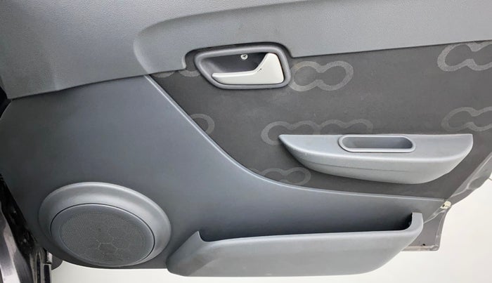 2014 Maruti Alto 800 VXI, Petrol, Manual, 37,951 km, Driver Side Door Panels Control