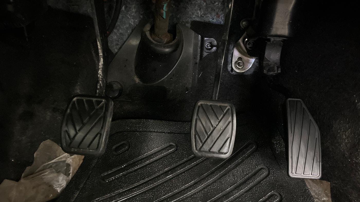 2023 Maruti Celerio VXI CNG, CNG, Manual, 35,521 km, Pedals