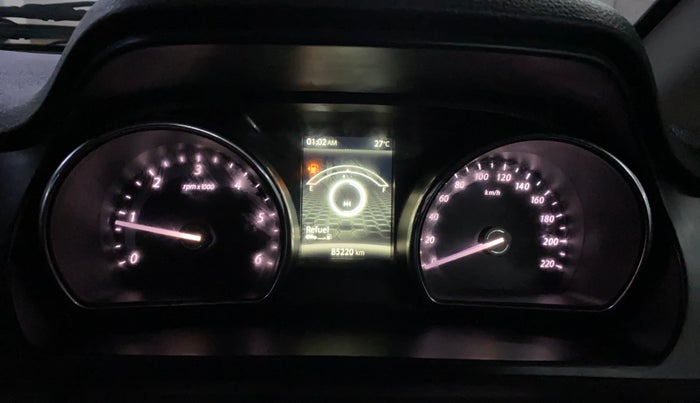 2018 Tata Hexa XE 4X2 7 STR, Diesel, Manual, 85,219 km, Odometer Image
