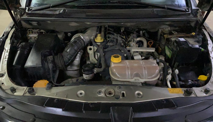 2018 Tata Hexa XE 4X2 7 STR, Diesel, Manual, 85,219 km, Engine View