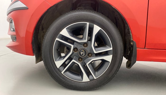 2020 Tata Tiago XZA+ DUAL TONE 1.2RTN, Petrol, Automatic, 25,527 km, Left Front Wheel