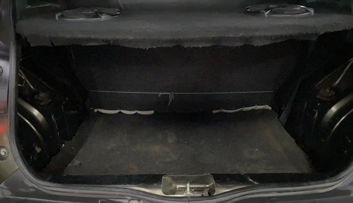 2015 Renault Kwid RXT 0.8, Petrol, Manual, 80,710 km, Boot Inside