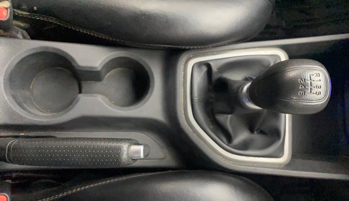 2016 Hyundai Creta S 1.6 PETROL, Petrol, Manual, 1,04,276 km, Gear Lever