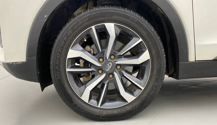 2020 Mahindra XUV300 1.2 W8 OPT, Petrol, Manual, 92,011 km, Left Front Wheel