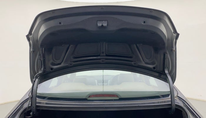 2013 Hyundai Verna FLUIDIC 1.4 VTVT, Petrol, Manual, 43,978 km, Boot Door Open