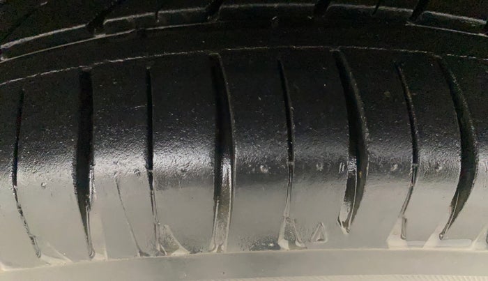 2018 Honda Jazz 1.2L I-VTEC V AT, Petrol, Automatic, 3,945 km, Left Front Tyre Tread