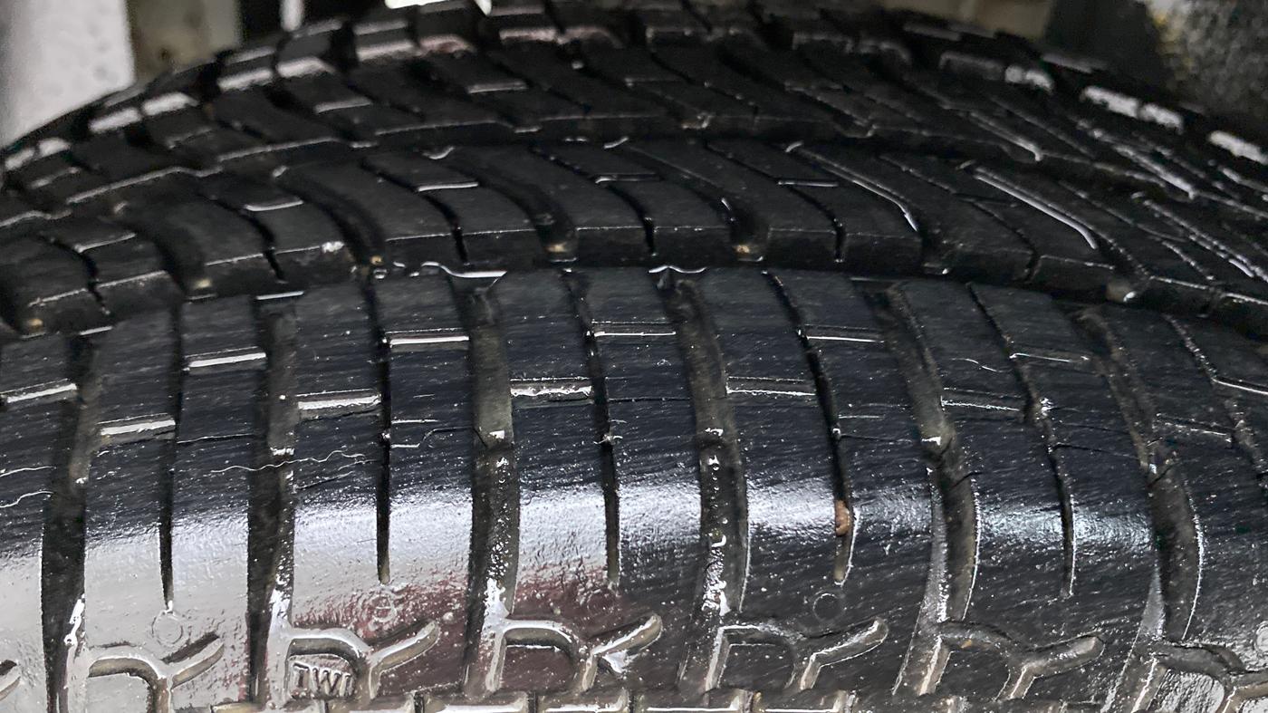 2017 Tata Nano TWIST XTA, Petrol, Automatic, 3,590 km, Right Rear Tyre Tread