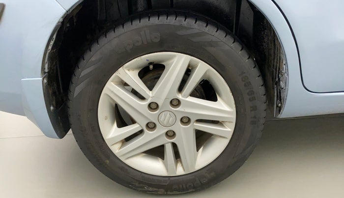2013 Maruti Ertiga ZXI, Petrol, Manual, 67,515 km, Right Rear Wheel