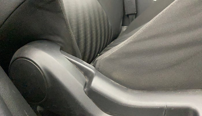 2020 Maruti Swift LXI, Petrol, Manual, 69,924 km, Driver Side Adjustment Panel
