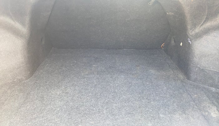 2018 Maruti Ciaz ALPHA 1.5 SHVS PETROL, Petrol, Manual, 82,356 km, Boot Inside