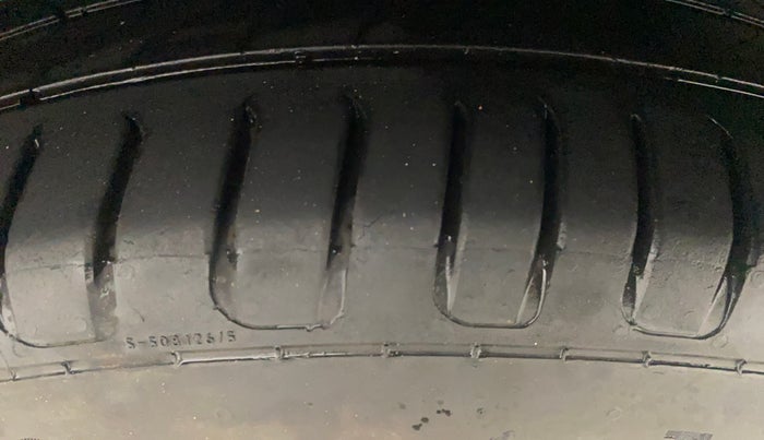 2018 Maruti Ciaz ALPHA 1.5 SHVS PETROL, Petrol, Manual, 82,356 km, Left Rear Tyre Tread