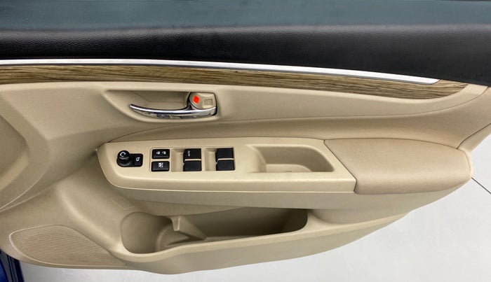 2021 Maruti Ciaz ALPHA 1.5 MT VTVT SHVS, Petrol, Manual, 25,910 km, Driver Side Door Panels Control