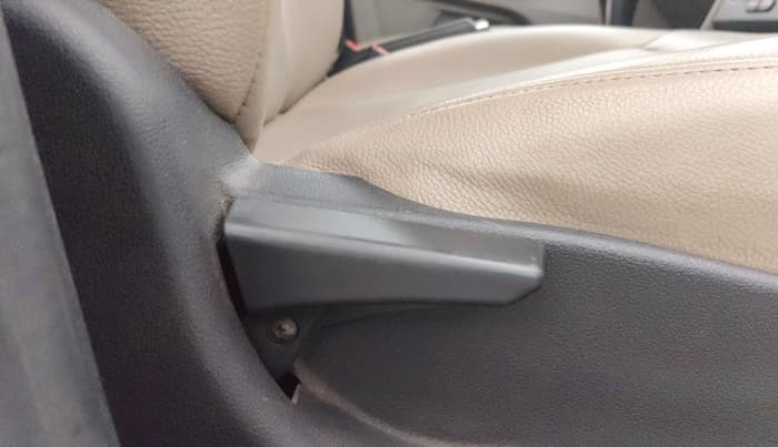 2016 Tata Tiago XE PETROL, CNG, Manual, 1,03,129 km, Driver Side Adjustment Panel