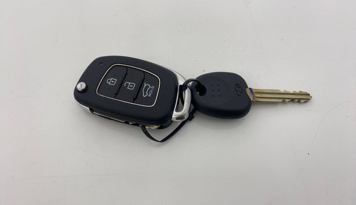 2016 Hyundai Elite i20 MAGNA 1.2, Petrol, Manual, 34,724 km, Key Close Up