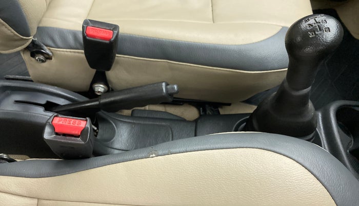 2010 Maruti Alto LXI, Petrol, Manual, 60,345 km, Gear Lever