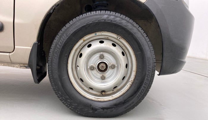 2010 Maruti Alto LXI, Petrol, Manual, 60,345 km, Right Front Wheel