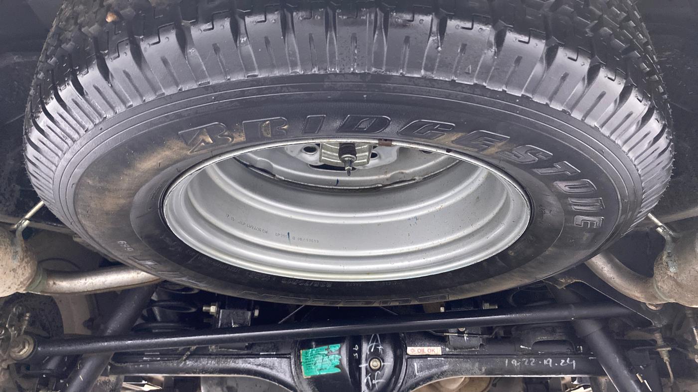 2017 Tata Safari Storme 2.2 VX 4X2, Diesel, Manual, 44,522 km, Spare Tyre