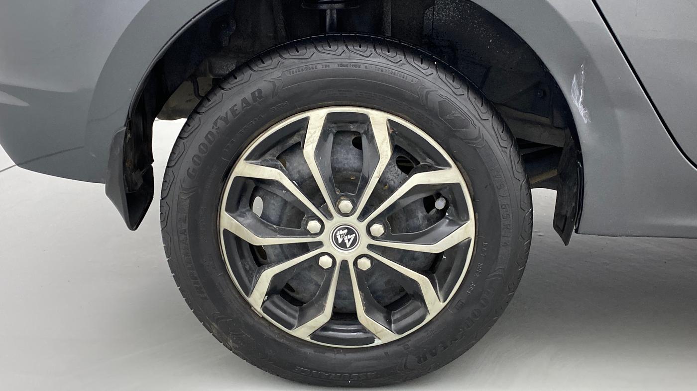 2022 Tata TIGOR XZ CNG, CNG, Manual, 25,981 km, Right Rear Wheel