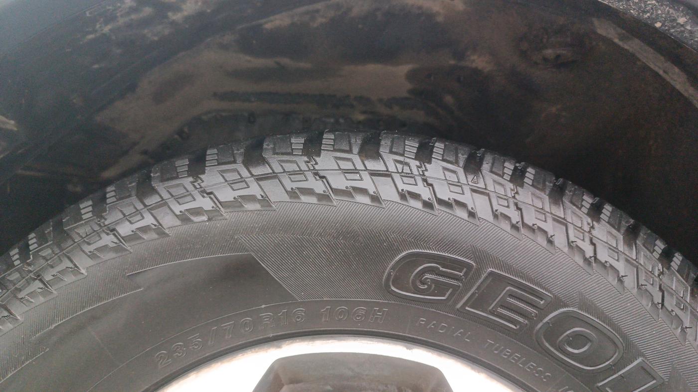 2018 Tata Hexa XMA 4X2 7 STR, Diesel, Automatic, 57,907 km, Left Front Tyre Tread